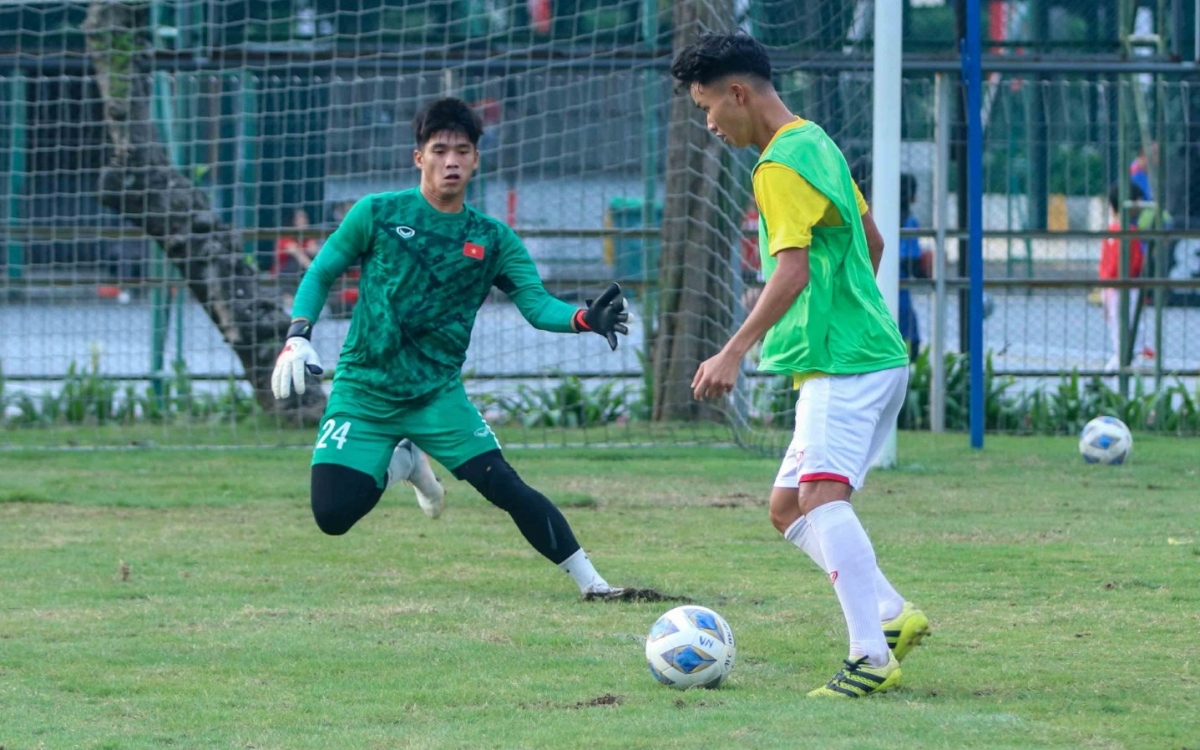 U19 Việt Nam luyện dứt điểm, hướng tới mục tiêu chiến thắng U19 Philippines